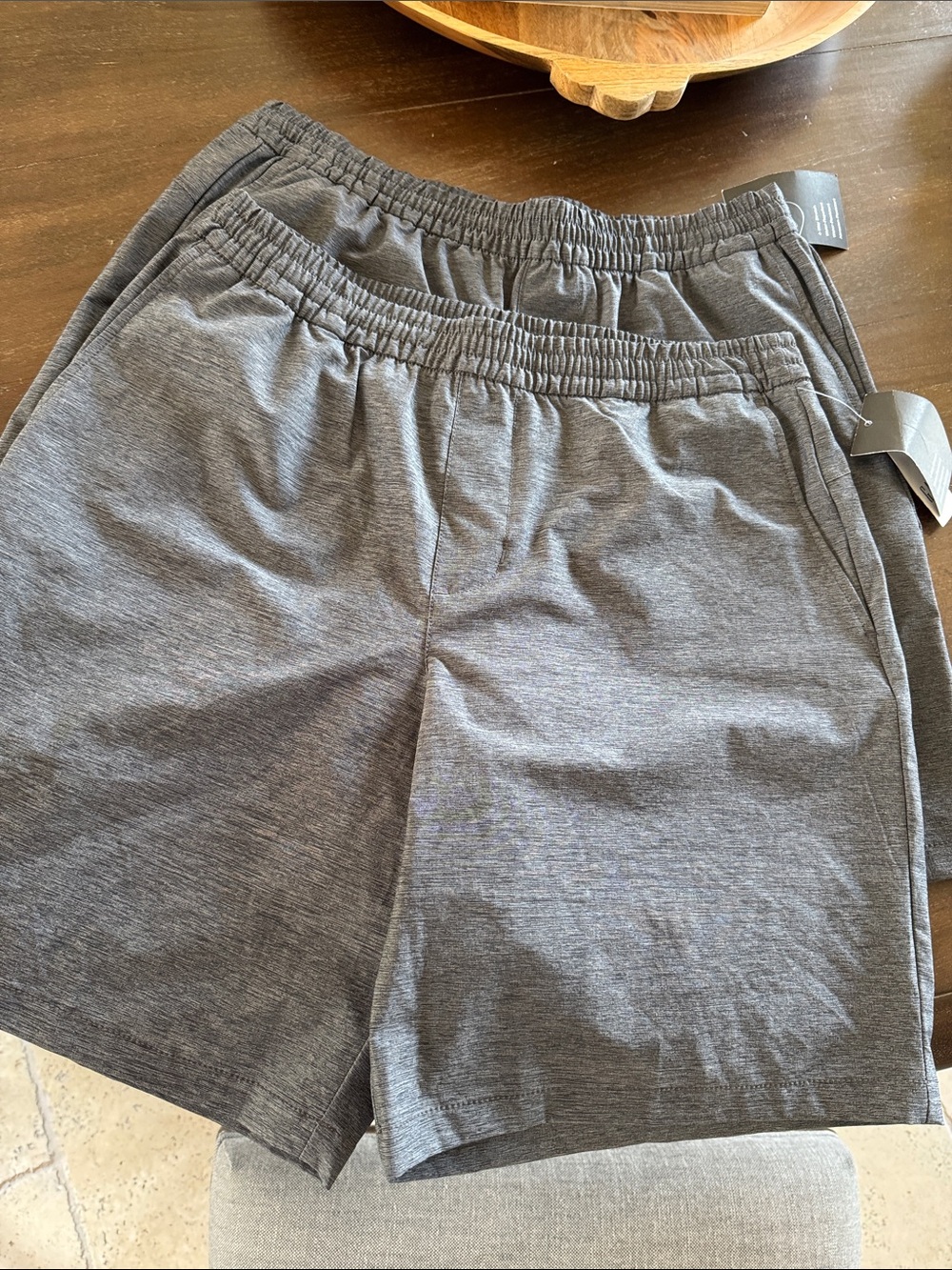 GAP Men’s Athletic Hybrid Shorts in Charcoal Gray